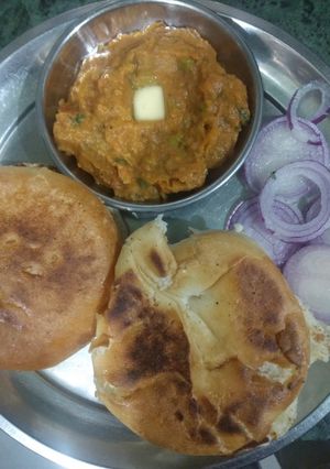 A picture of Pav Bhaji.