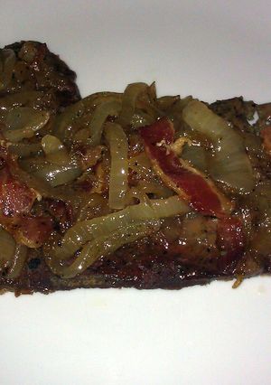 A picture of Rick's Melt-in-your-Mouth Liver and Onions with Bacon.