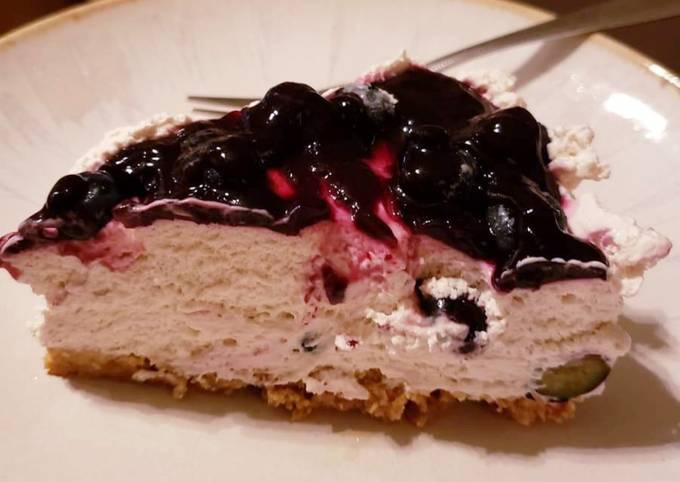 Southern Icelandic Blueberry Skyr Cake