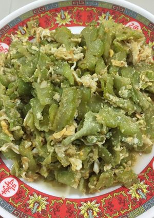 รูปของ “มะระผัดไข่”#งบ60บาท