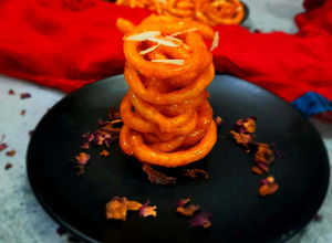 A picture of Instant jalebi.