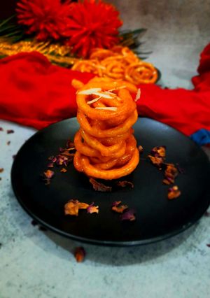 A picture of Instant jalebi.