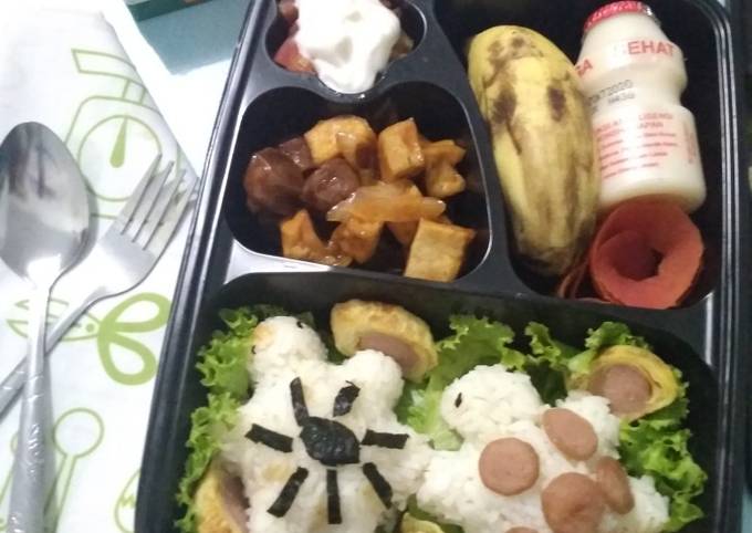 #275. Bento Kura Kura Sosis Tahu Asam Manis