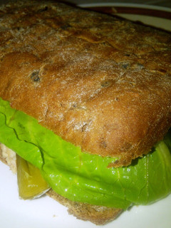 A picture of Tuna Sandwich.