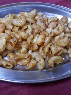 मैकरॉनी (macaroni recipe in Hidni) रेसिपी मुख्य फोटो