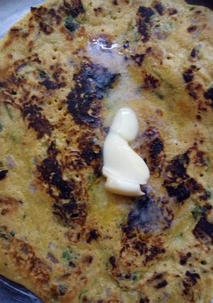 A picture of Besan chilla.