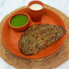 A picture of Kuttu aur lauki ka chilla.