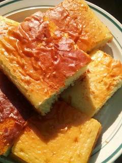 A picture of Squares sponge cakes.
