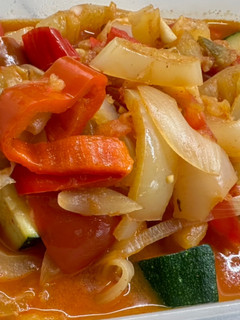 Cukkinis lecsó (vegán) recept fotója