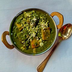 A picture of Methi chaman.