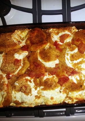 A picture of Pizza Parm and Mozzarella Biscuits.