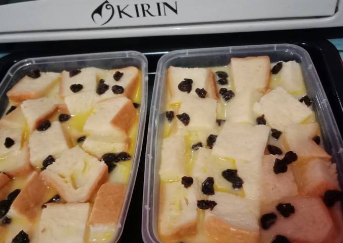 Wajib coba! Resep buat Puding roti tawar yang menggugah selera