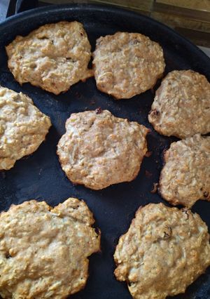 Una foto de Galletas integrales de manzana y pasas