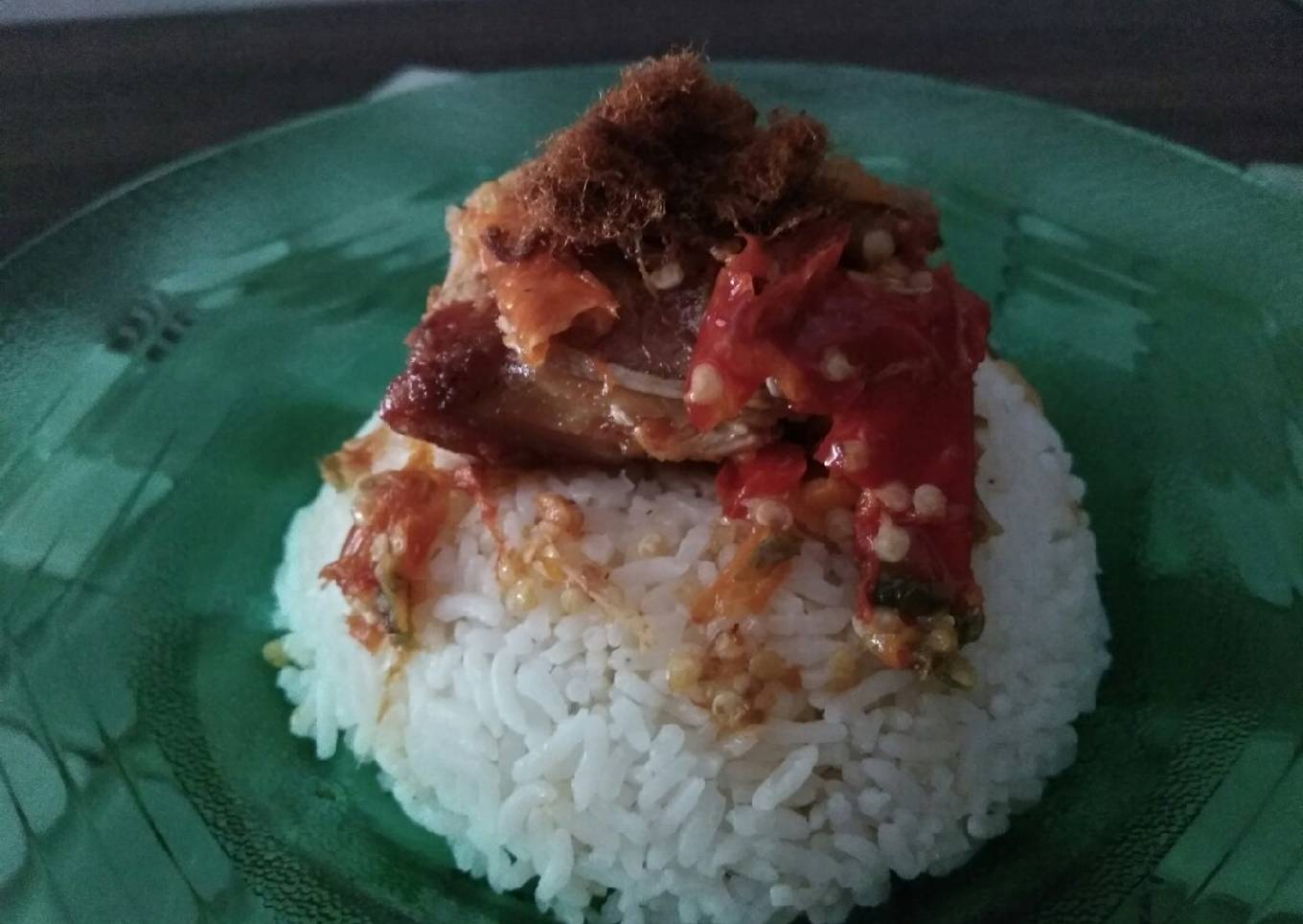Nasi ayam geprek ala chika