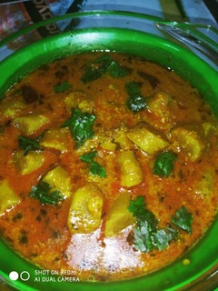 गट्टे की सब्जी (Gatte ki sabzi recipe in Hindi) रेसिपी मुख्य फोटो