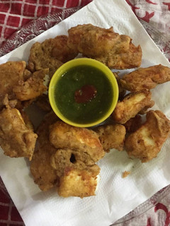तंदूरी पनीर पकोडा (Tandoori paneer pakora recipe in hindi) रेसिपी मुख्य फोटो