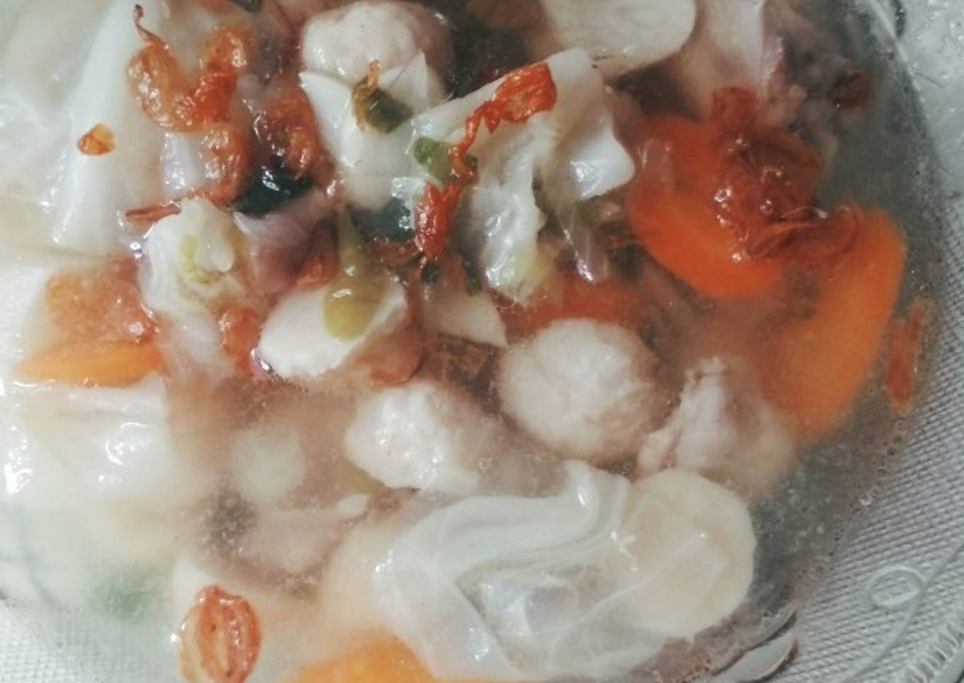 Sop ayam bakso
