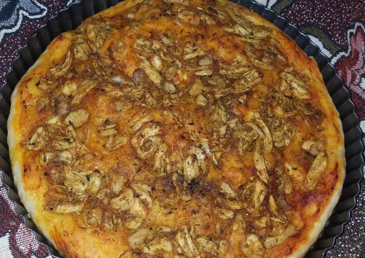 Recipe of Award-winning Chicken pizza in low calories