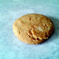 A picture of sugarmamabakeshop vegan peanut butter cookies.