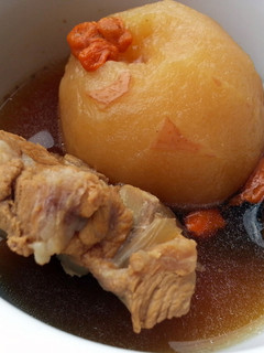 A picture of Snow Pear In Pork Soup.