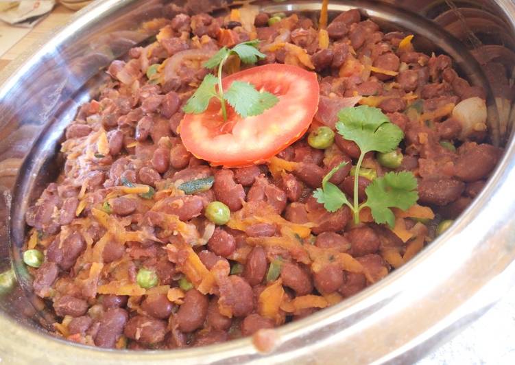 Step-by-Step Guide to Prepare Favorite Beans Stew
