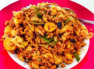 รูปของ ผัดพริกแกงหน่อไม้หมูสับสูตรใส่กระชาย