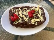 Una foto de torta de peras y avena