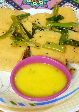 A picture of Khaman.