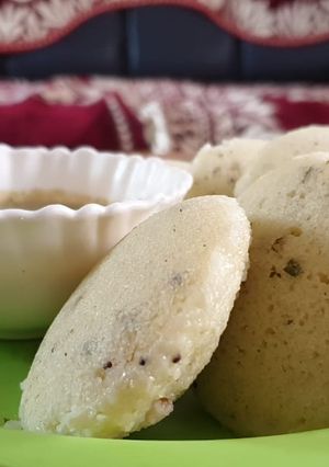 A picture of Quick rava idli with leftovar daal sambhar.
