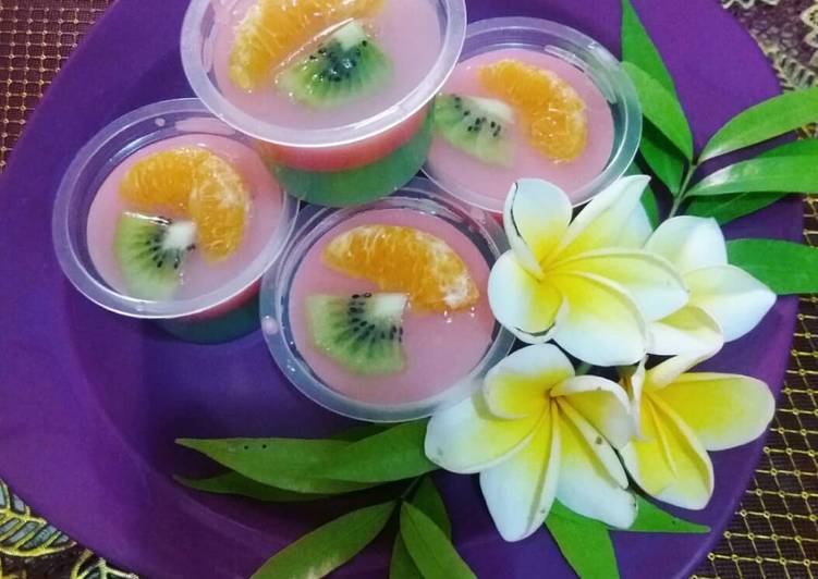 Cara Membuat Puding Cantik Pelangi, Lezat Sekali