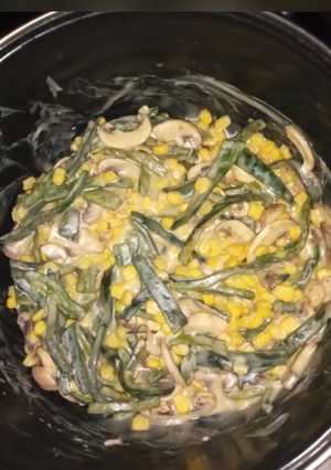 Una foto de Rajas con crema elote y champiñones