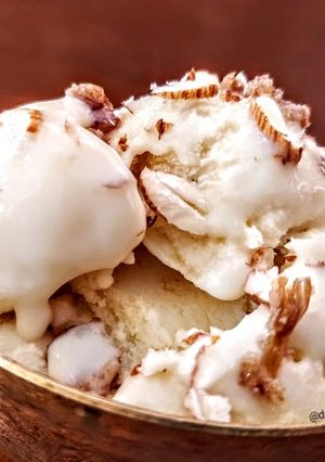 A picture of Custared Ice cream.