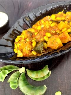 भंडारी स्टाईल पावटयाच्या शेंगाची भाजी (Pavtyachya Shenganchi Bhaji Recipe In Marathi) रेसिपी चे मुख्य फोटो