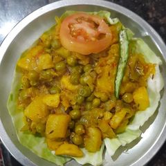 A picture of Cabbage Sabzi.