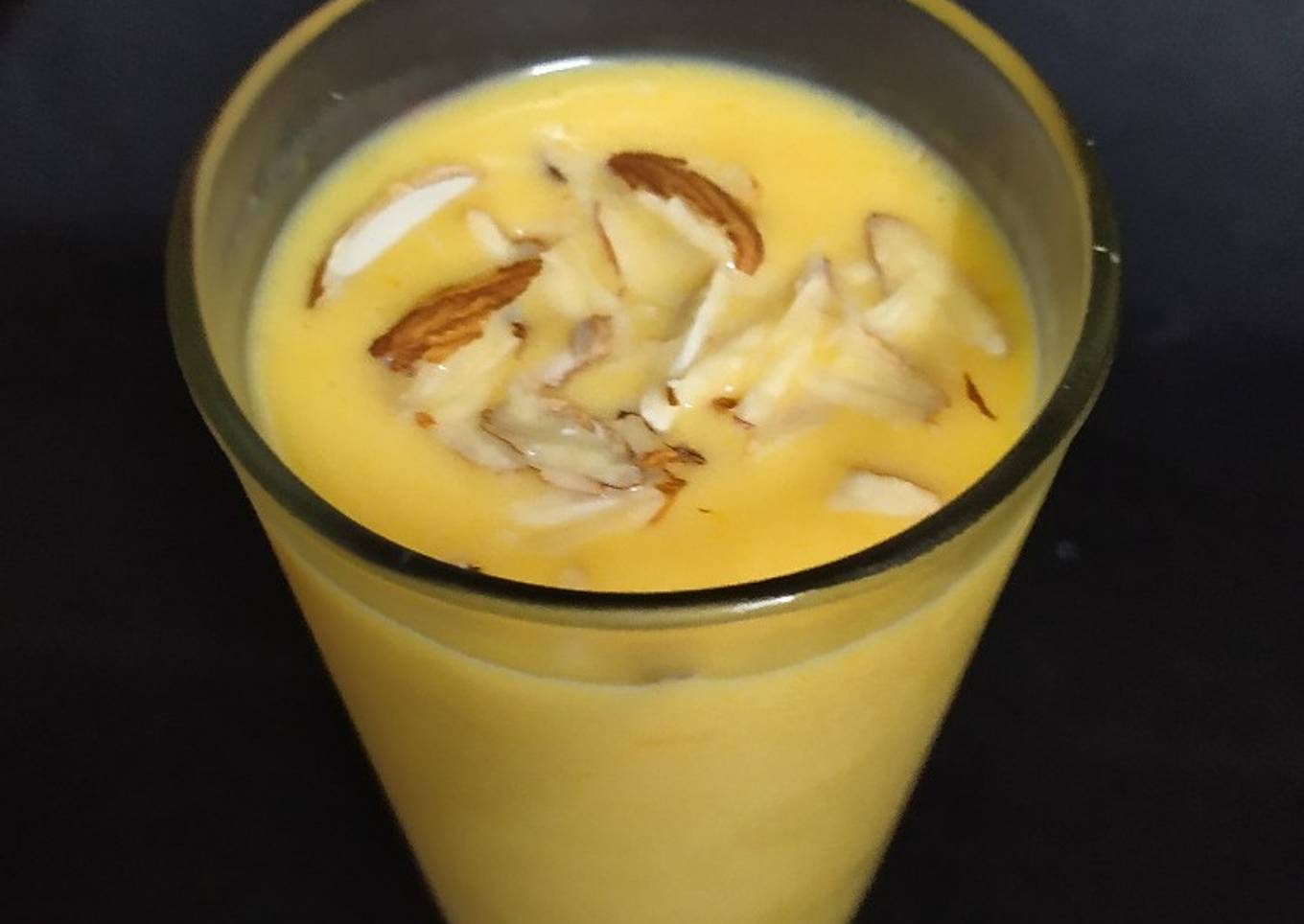 Mango milkshake
