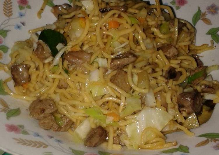 Oseng mie hati