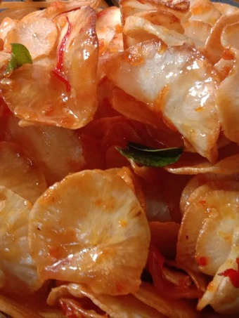 Cara Gampang Membikin Resep Kripik singkong pedas manis yang Lezat Sekali Anti Ribet, Mantap