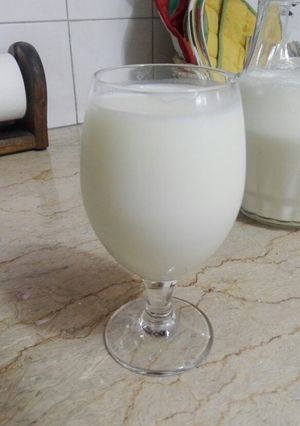 A picture of Dahi ki meethi lussi.