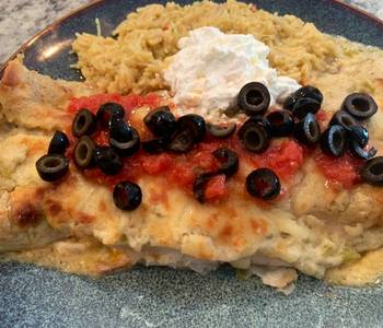 Popular Recipe Chicken enchiladas with green chili cream sauce Home Style