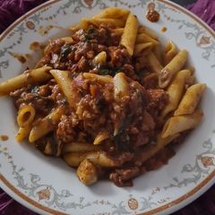 A picture of Speedy Pork Penne with Spinach and Cheddar.