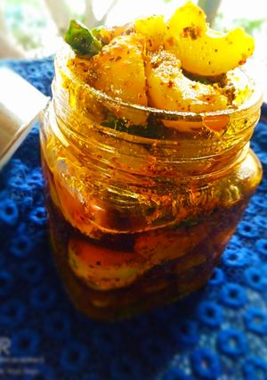 A picture of Amla pickle.
