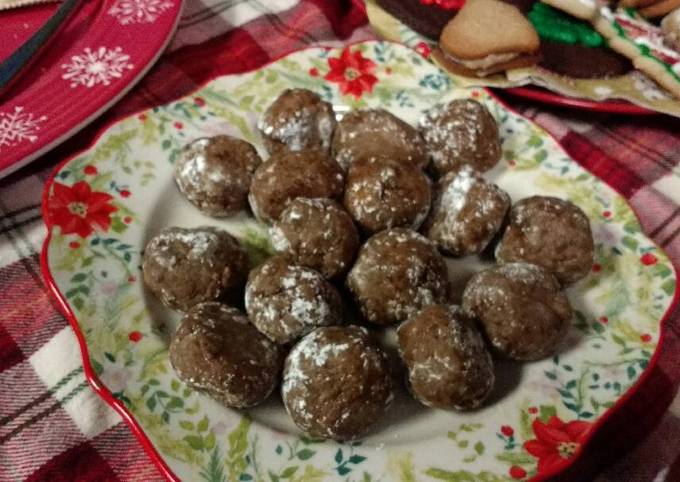 Honey Whiskey Balls - Wilton