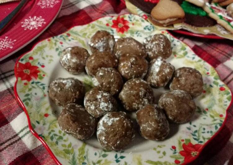 Simple Way to Prepare Homemade Honey Ginger Bourbon Balls