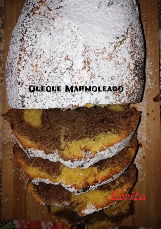 Una foto de Queque Marmoleado