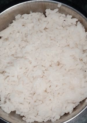 सादा चावल (Plain rice recipe in Hindi) रेसिपी मुख्य फोटो