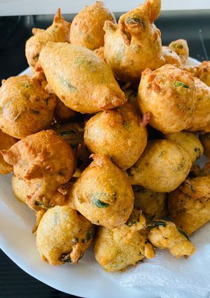 A picture of Methi na gota.