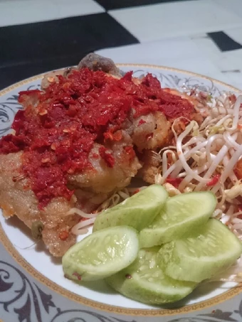 Cara Mudah Membikin Resep Ayam Geprek Crispy yang Uenak Anti Ribet, Bisa Manjain Lidah