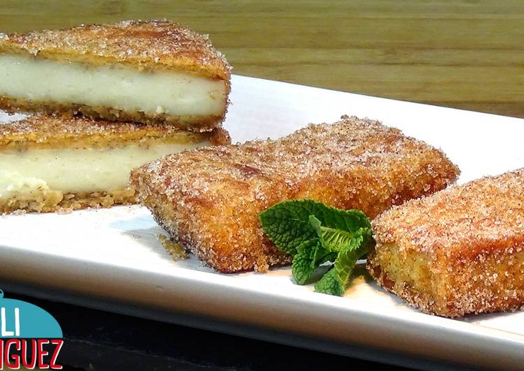 Leche frita con galletas, dulce típico de Semana Santa y fiestas tradicionales