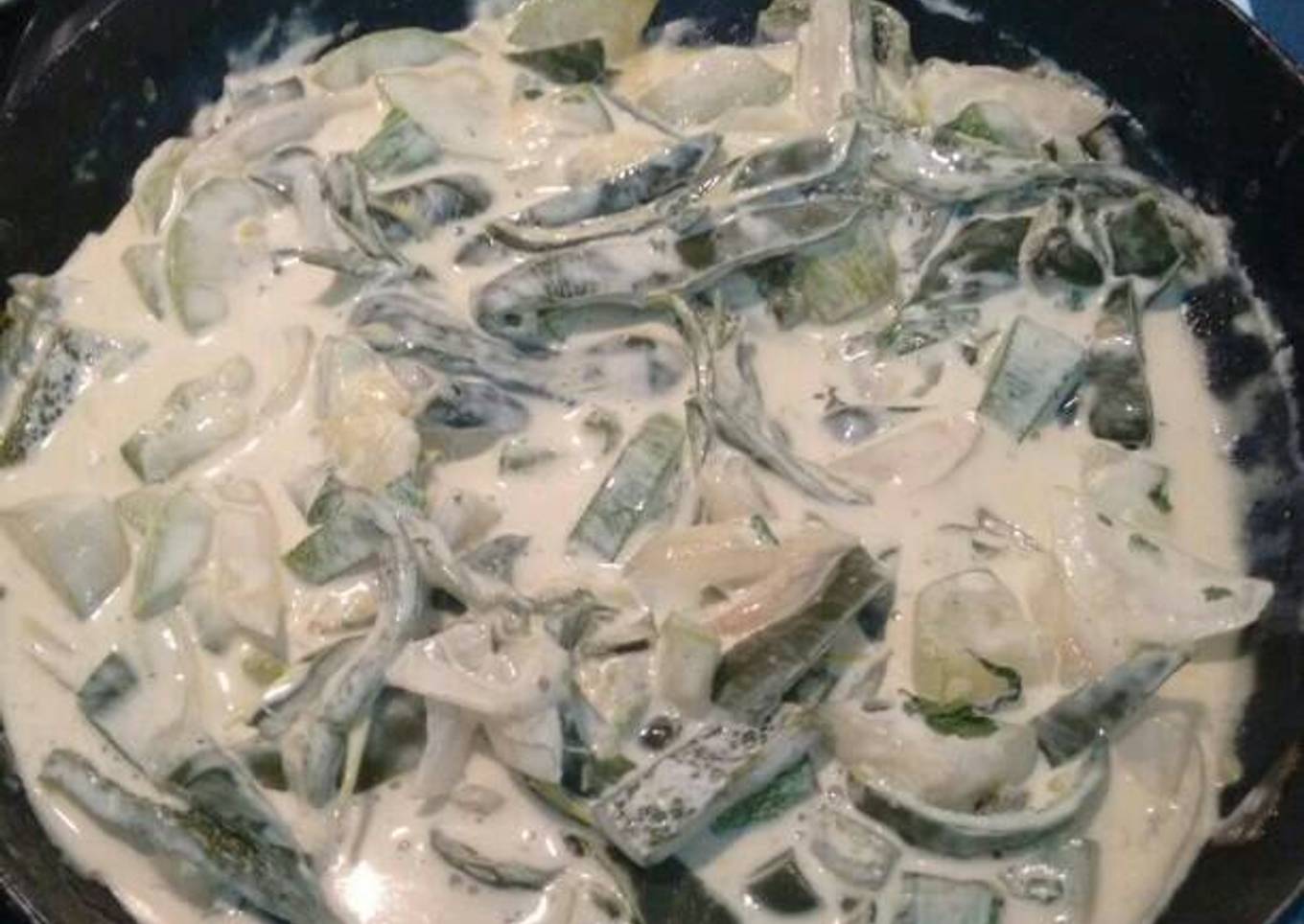 Rajas poblanas con calabacitas. ॐ
