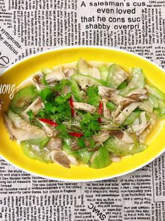Hình của món Mướp Xào Nấm Dai.